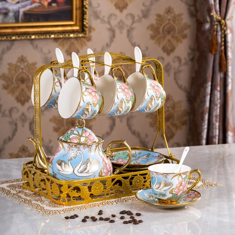 

European Coffee Cup Set Gold Wire Flower Tea Cups Household Porcelain Afternoon Teacup Retro Home Decoration Accessories