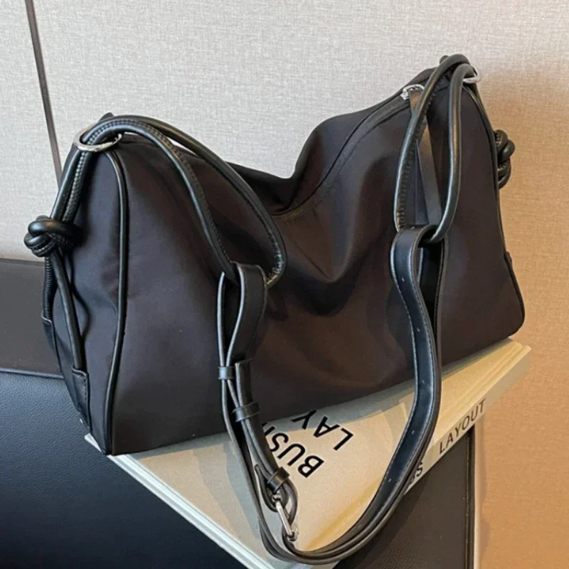 Женская сумка большой вместимости новинка 2024 дорожная для отдыха универсальная