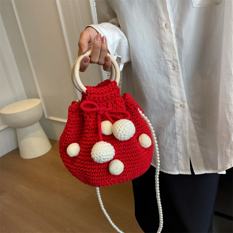 

2023 Autumn New Women's Handbag Fashion Hand-knit Wool Bucket Bag Cute Hairball Trendy Personality Shoulder Crossbody Bag Female