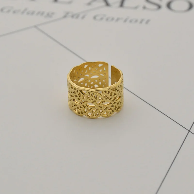 

High Quality Gold Plated Men's Ring Stainless Steel Jewelry Open Size Leaf Cutout Ring Ladies Birthday Valentine's Day Gift