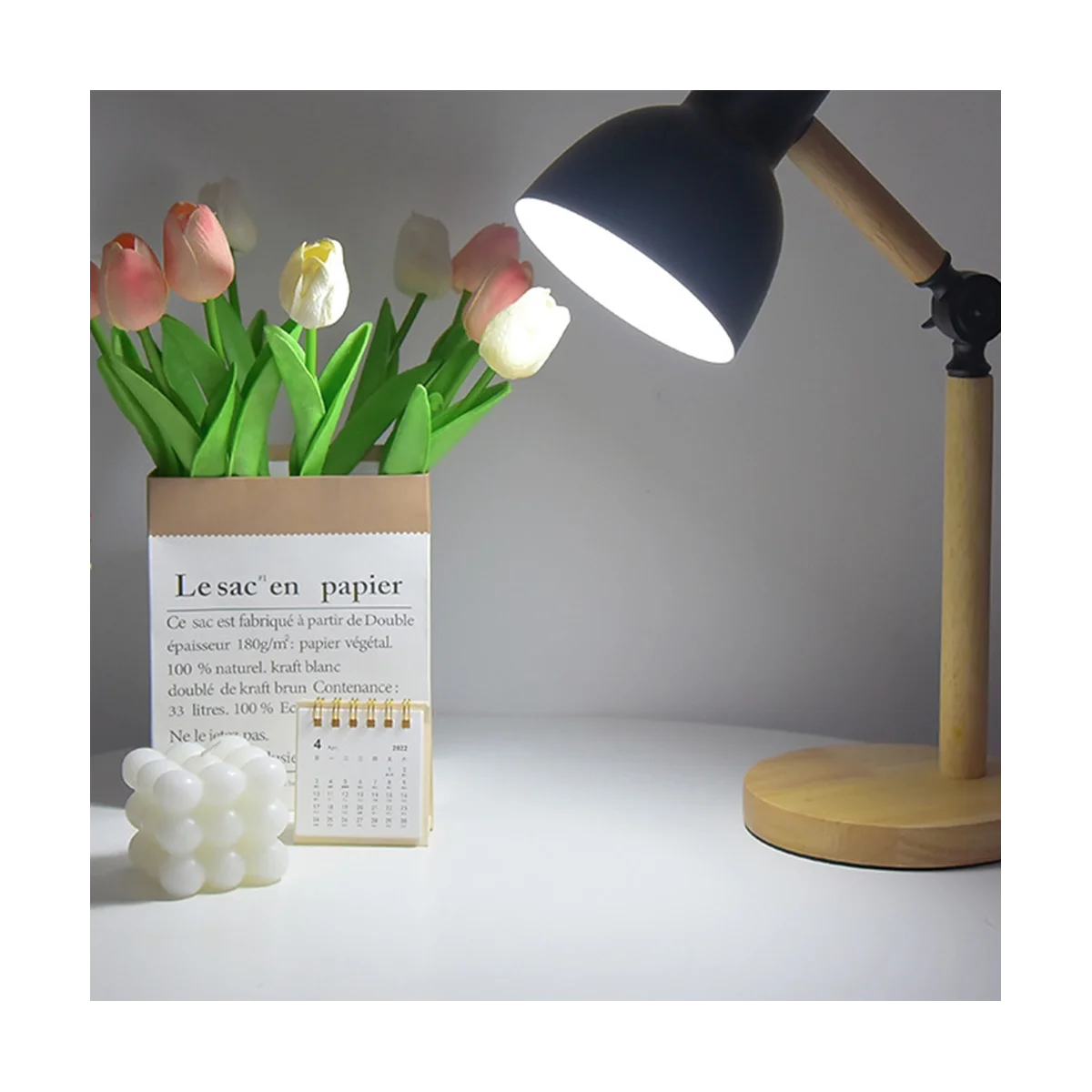 

Современная прикроватная льняная лампа в скандинавском стиле для спальни, приглушаемая Светодиодная лампа с деревянным покрытием, светильник для теплой ночи, маленький белый Настольный светильник с дистанционным управлением