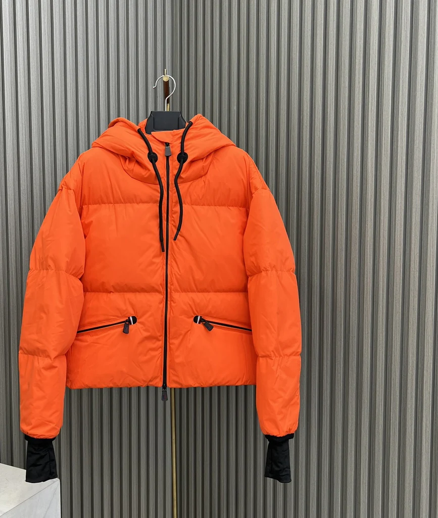 

2023Hooded down jacket Warm down jacket upper body light comfortable stylish everything9.21