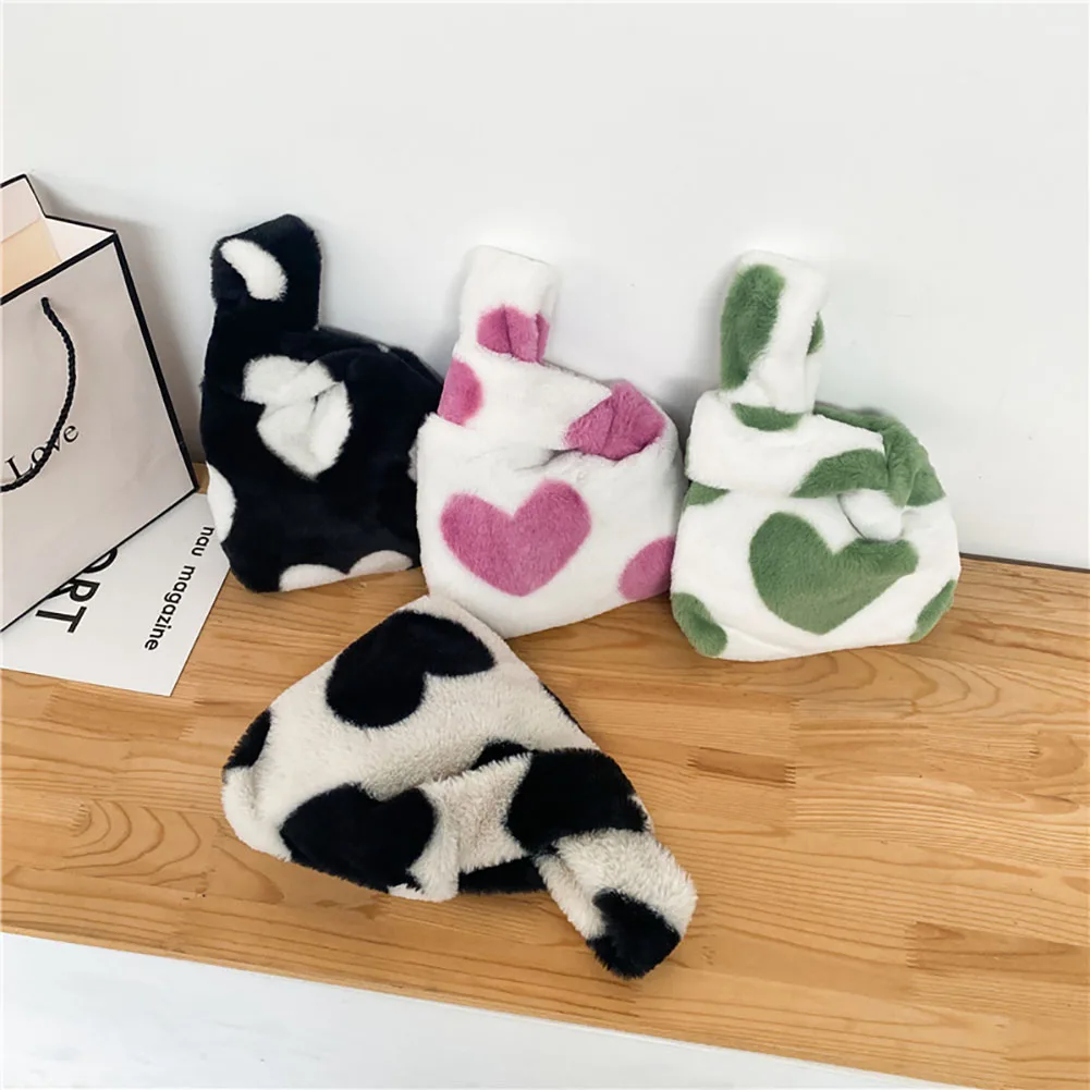 

Женская плюшевая мягкая меховая сумка с рисунком сердца, зимняя цветная мини-сумка с ручками для женщин, дорожные пушистые сумки с ремешком ...