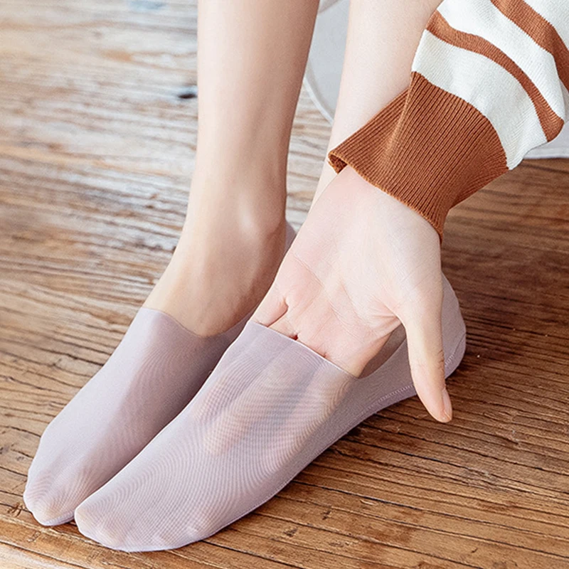 Summer Ultrathin Breathable Sock Slippers for Women Solid Color Ice Silk Silicone Anti-slip Invisible Socks Low Cut Boat Socks