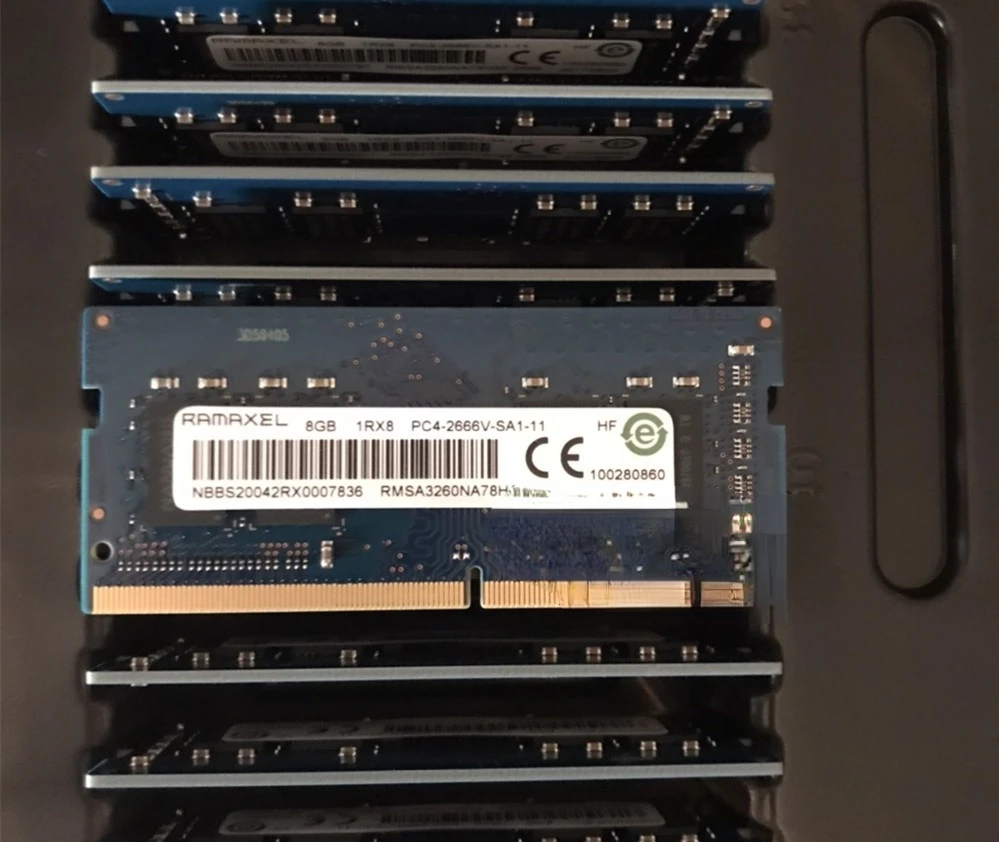 

RAM 8G 1rx8 PC4-2666V-SA1-11 RMSA3260NA78HAF-2666 Memory Bar