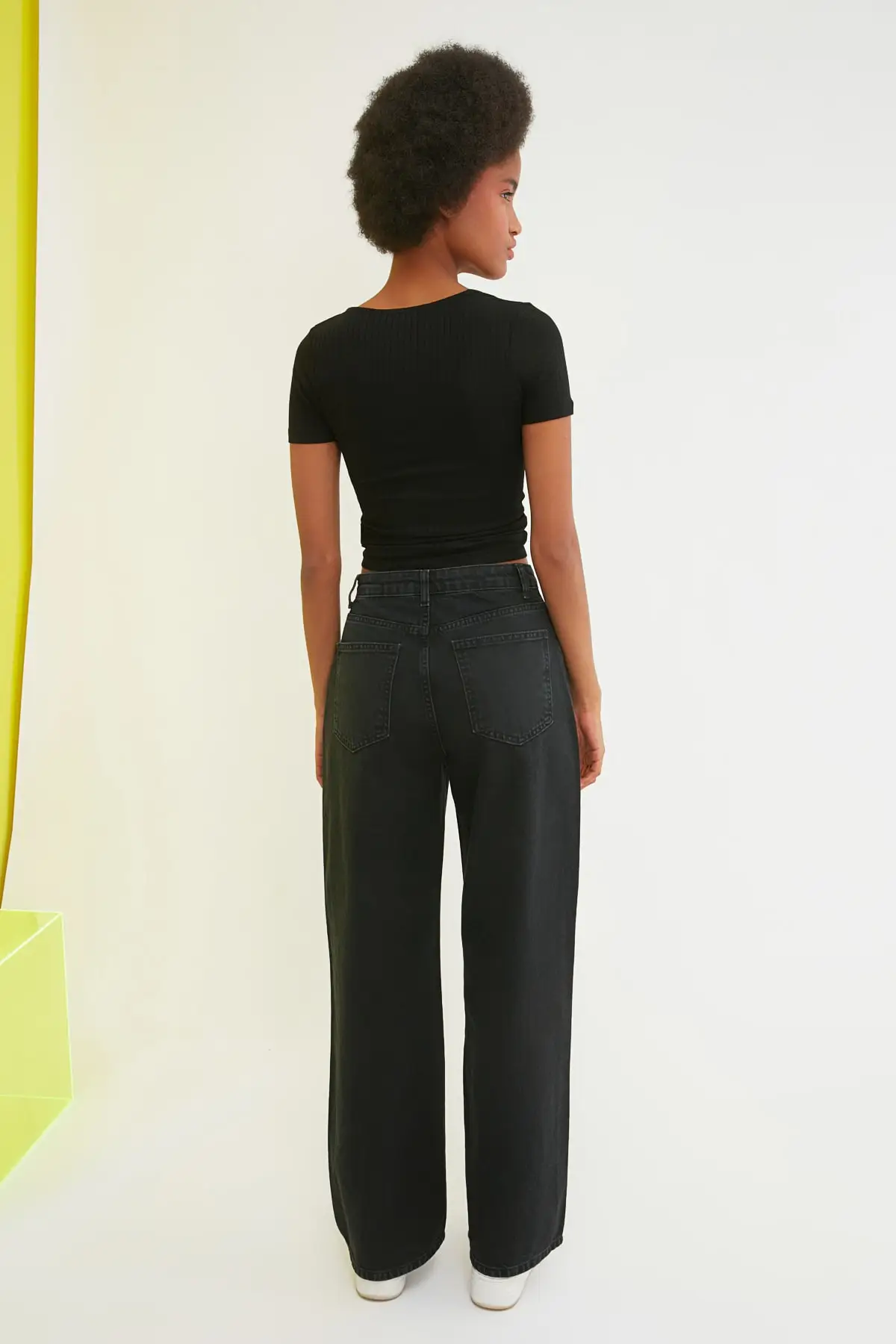 

Trendyol Tom & Jerry Licensed Printed High Waist Wide Leg Jeans TWOSS21JE0043