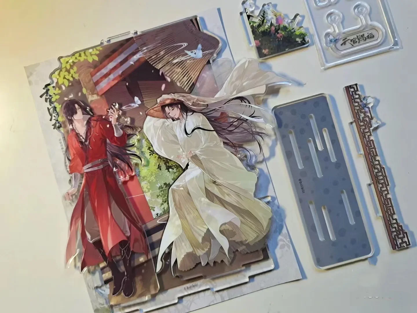 Акриловая подставка Tian Guan Ci Fu из аниме