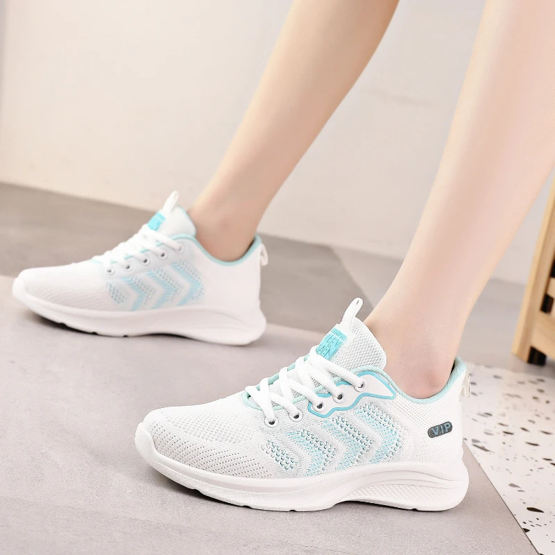 

2022 Spring Flying Woven Shoes Trendy Fashion Sports Leisure Running Fitness Lightweight Comfortable Shoes Dancing Flat Shoes