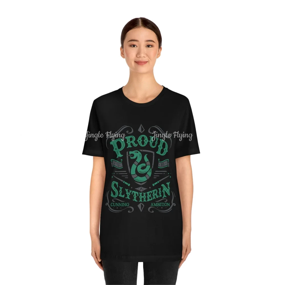 Футболка унисекс Slytherin Kpop в подарок для нее или него