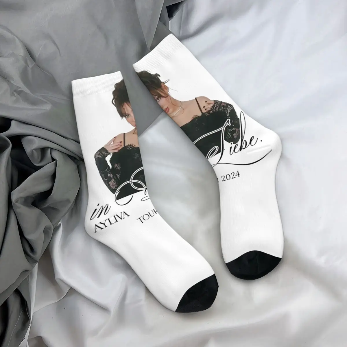 Спортивные носки унисекс в стиле ретро Ayliva Liebe Tour 2024 из полиэстера поглощающие