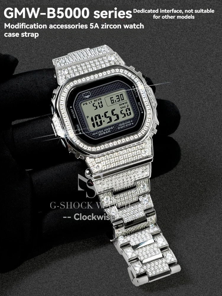 Фото Серебряный металлический корпус GMW-B5000 с гравировкой и инкрустацией бриллиантами, а также камуфляжные аксессуары для часов №1