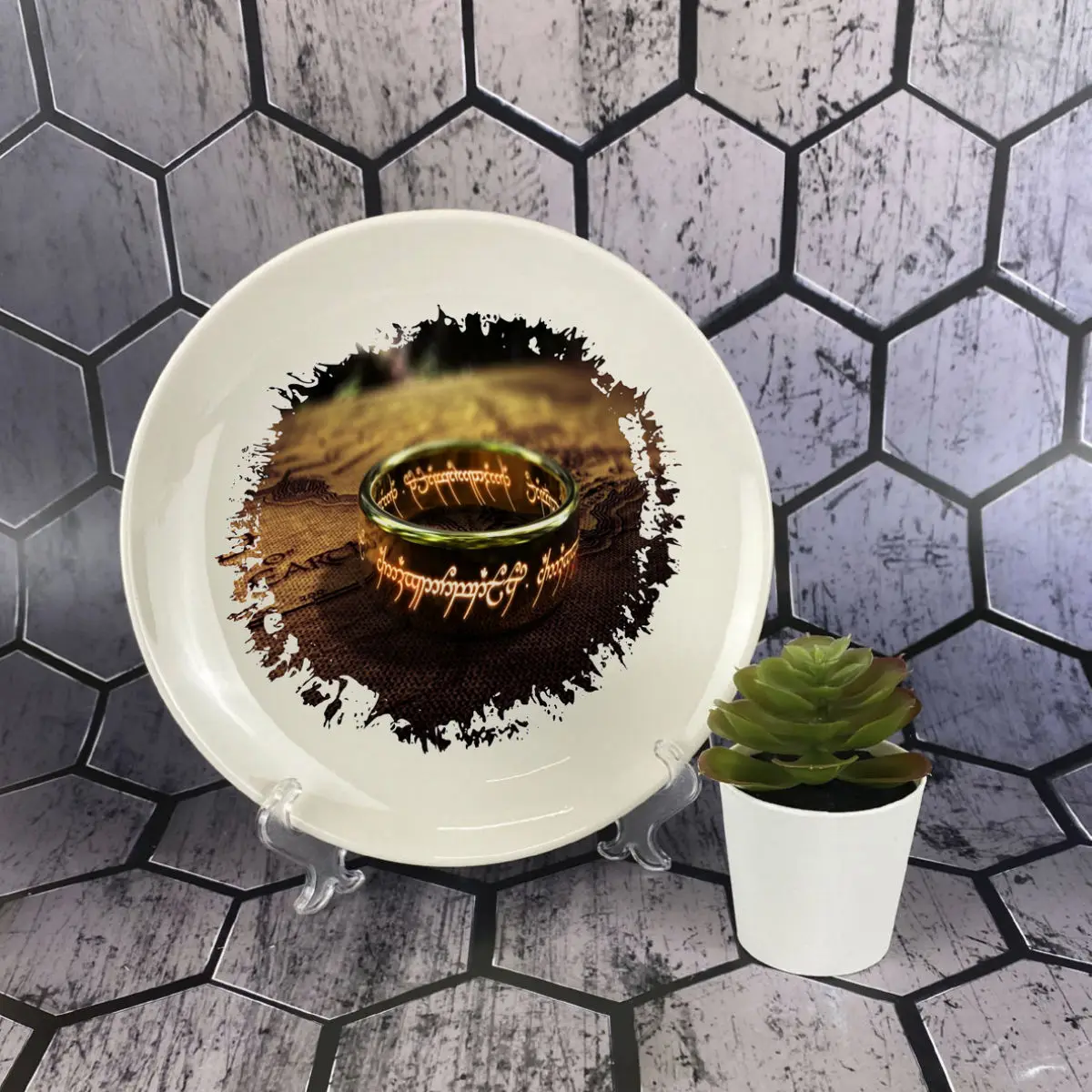 Тарелка CoolPodarok Властелин колец Кольцо всевластия Магия |