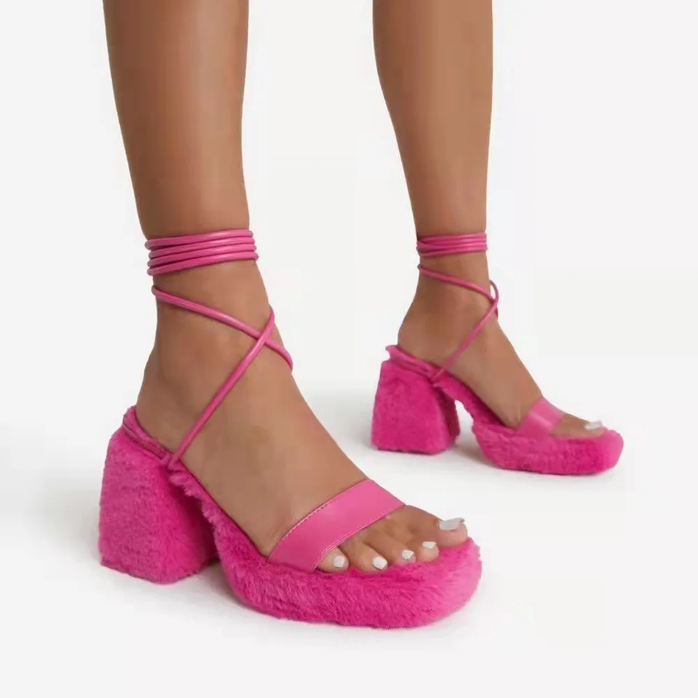 

Hot Shoes Woman Sandals Summer New Luxury Slides Rubber Square Toe Heeled Mules Sandals 2022 Plus Size Furry Sandalias De Mujer