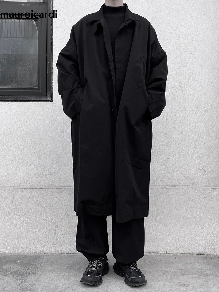 

Весенне-осенний длинный черный плащ для мужчин с кулиской Однобортная свободная повседневная стильная верхняя одежда 2022 Пальто оверсайз т...