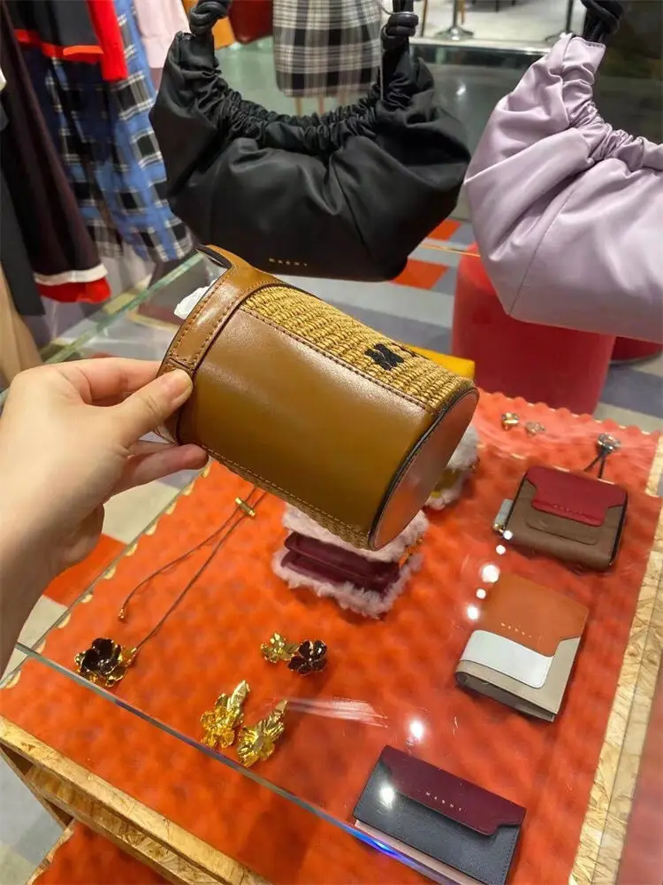 2023 New Summer Classic Woven Vegetable Basket, Handbag, Straw Bag, Shoulder Bag, Genuine Leather Woven Beach Straw Woven Handhe