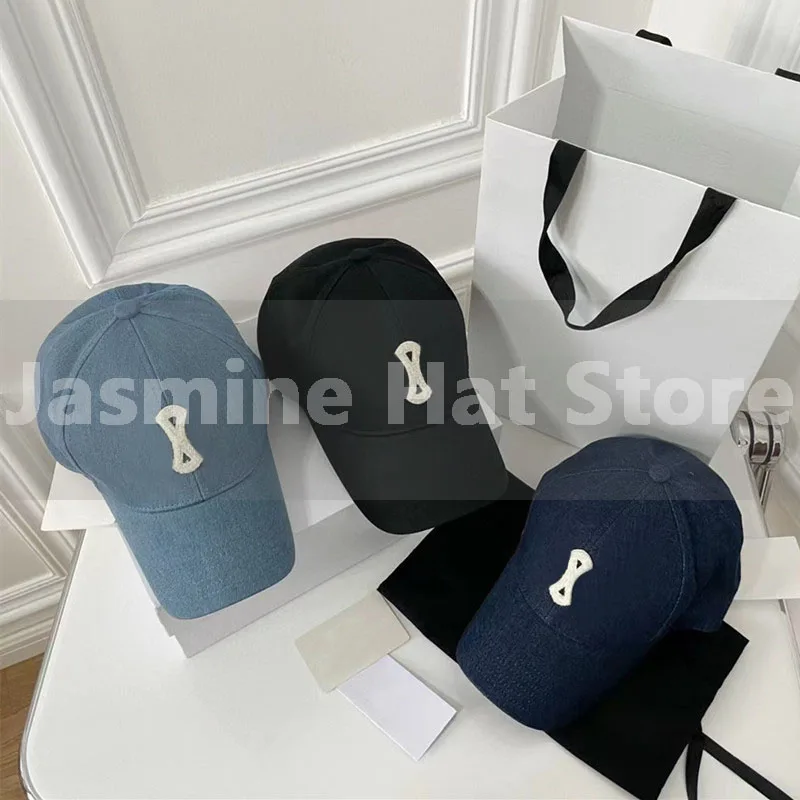 

Бейсболка для загара, летняя модная бейсболка с наклейками, мужская и женская Европейская и американская Ретро Повседневная шляпа от солнц...