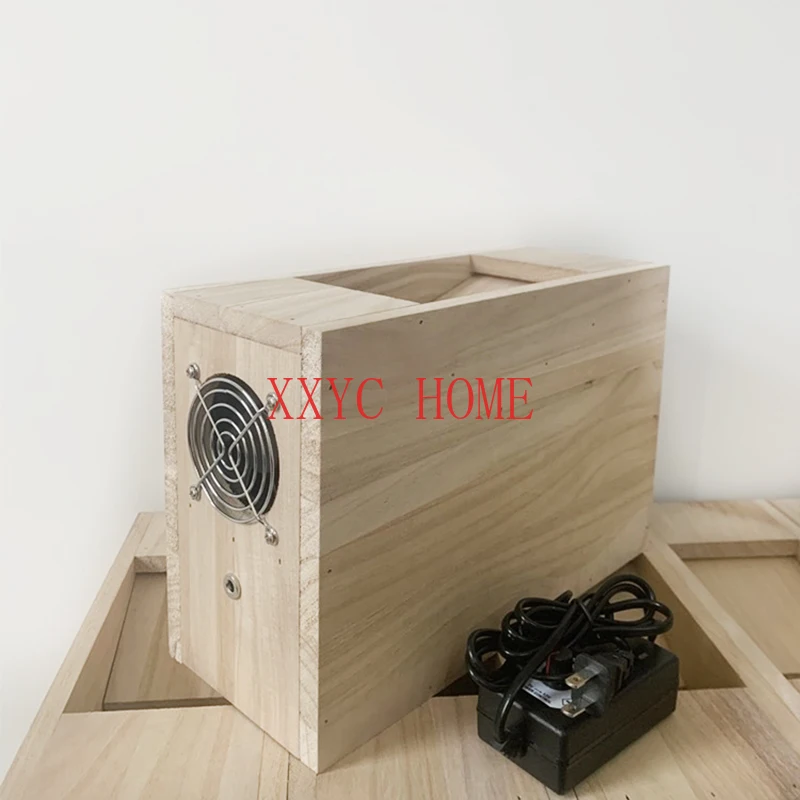 Бытовой аппарат для обдува попугаев и корма