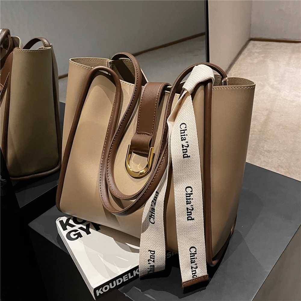 

Hifashion Vintage Large Shoulder Bags For Women 2022 Trend Designer High Capacity Shopping Female Tote Commuter Ladies Handbags