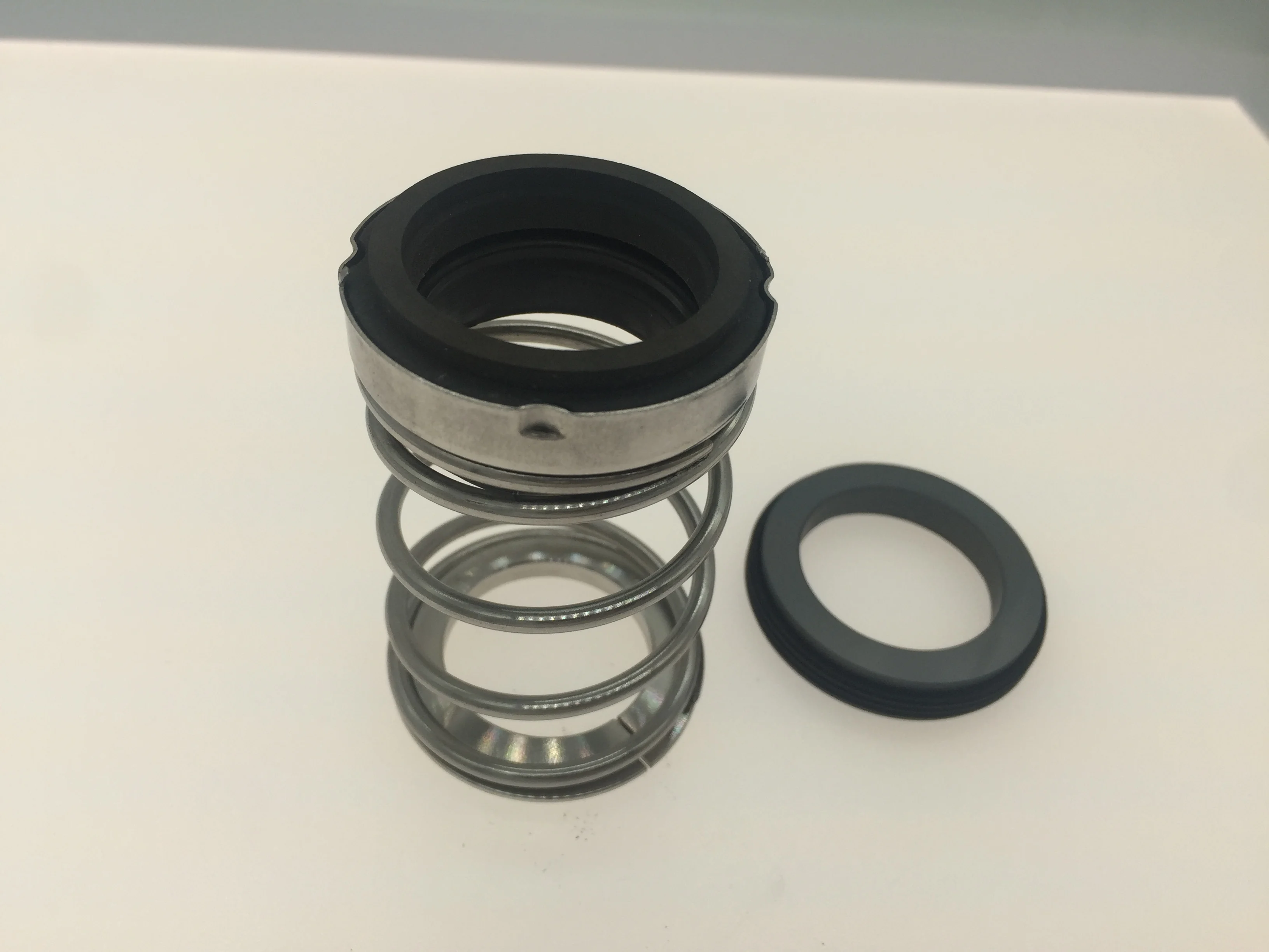 

TD-28 TD-32 TD-40 /BSE4/BSF4 Механические уплотнения для CNP Центробежные трубчатые циркуляционные насосы горячей воды серии TD-32/40/50/65/80/100