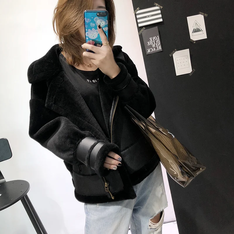 2022 New Winter Short Real Lambs Jacket Women Fashion Superior Quality Natural Fur Shearling Coat Female Motorcycle Clothing Top