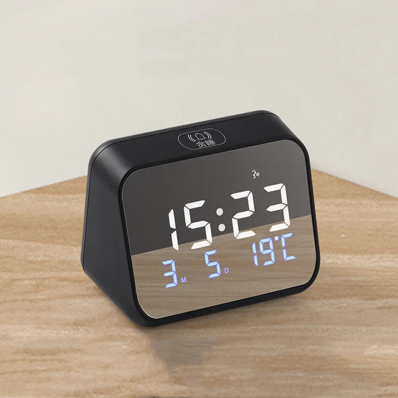 

Recharge Digital Alarm Clock Loud Sound Teperature Date Dual Alarms Voice Control Desktop Table Clock 12/24H Snooze LED Clocks