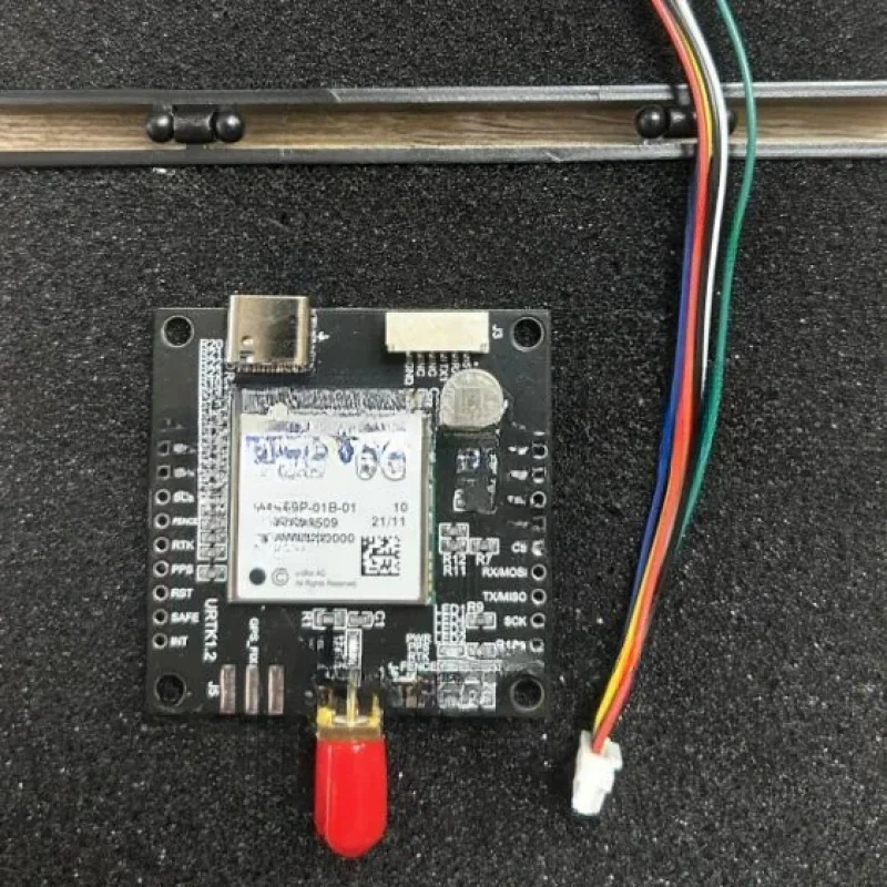 ZED-F9P-01B-01 Отличная плата GNSS работает последовательный I2C ESP32 с управлением и SPI UM980