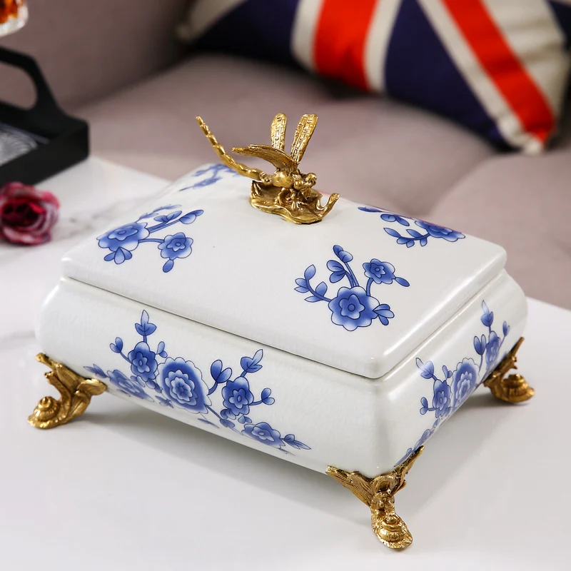 

ceramics Classical with copper storage box European high-grade exquisite jewelry model room ornaments