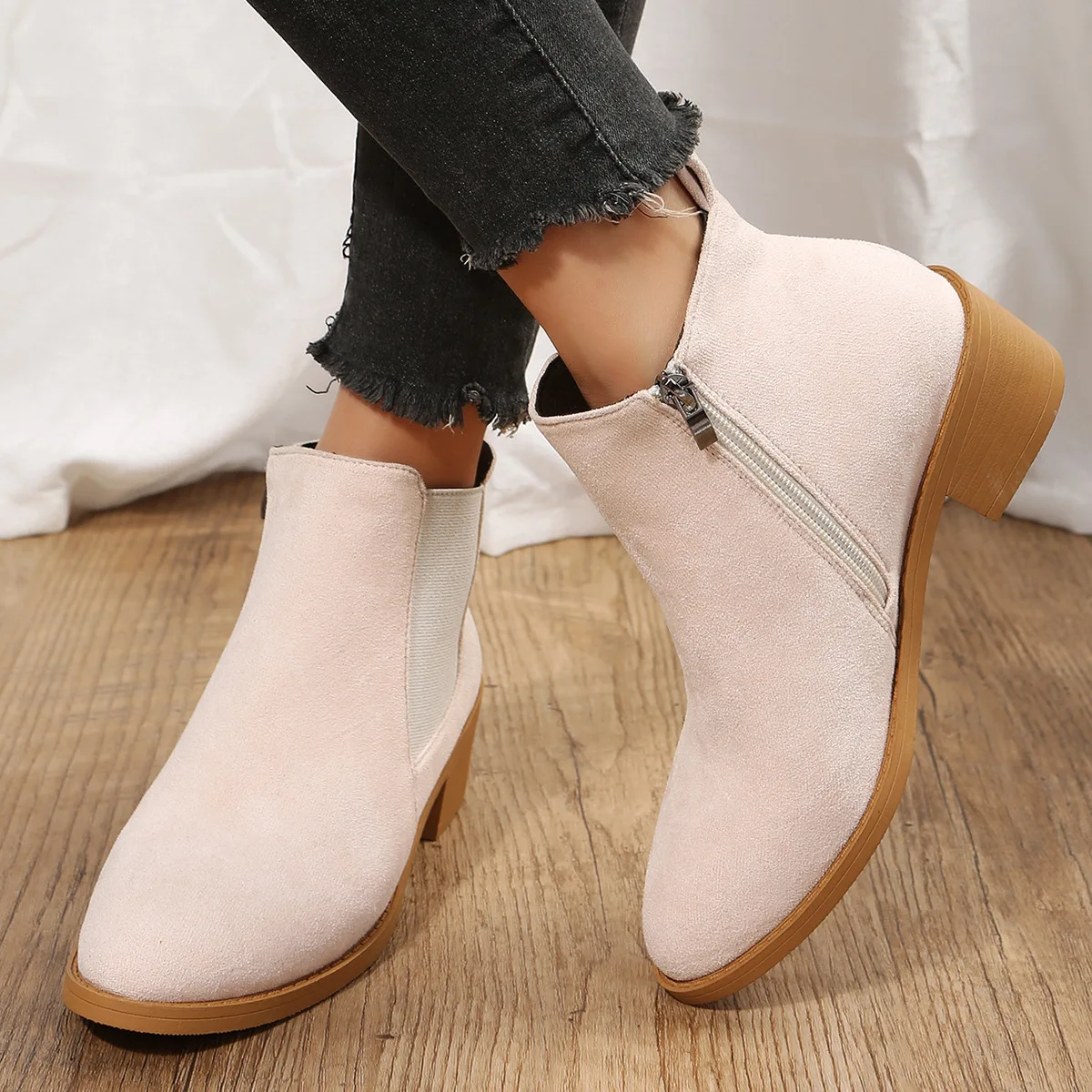 

Женские ботинки на плоской подошве с круглым носком, осенне-зимняя обувь, женские ботинки с резиновой подошвой, Кожаные женские ботильоны с ...