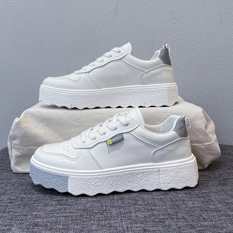 

Breathable student board shoes thick-soled sneakers flat women's tennis spring casual vulcanized black kawaii fashion Harajuku