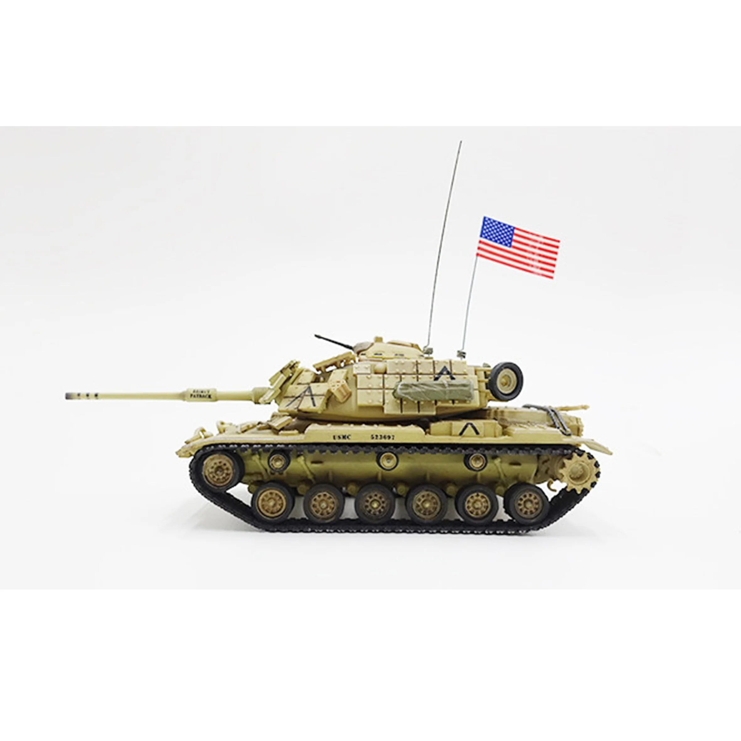 Фото Модель танка M60A1 (версия с реактивной броней) в масштабе 1/72, готовая статическая модель. №3