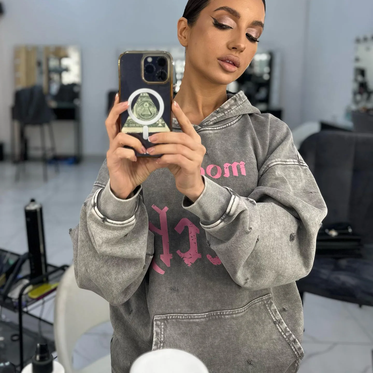 Рисунок 4 - Худи RDMQ Y2K, топы