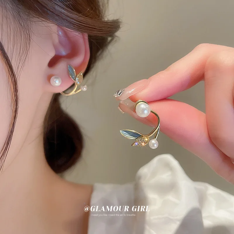 

Korean Chic Gold Color Crystal Pearl Leaf Trendy Earrings Party Jewelry