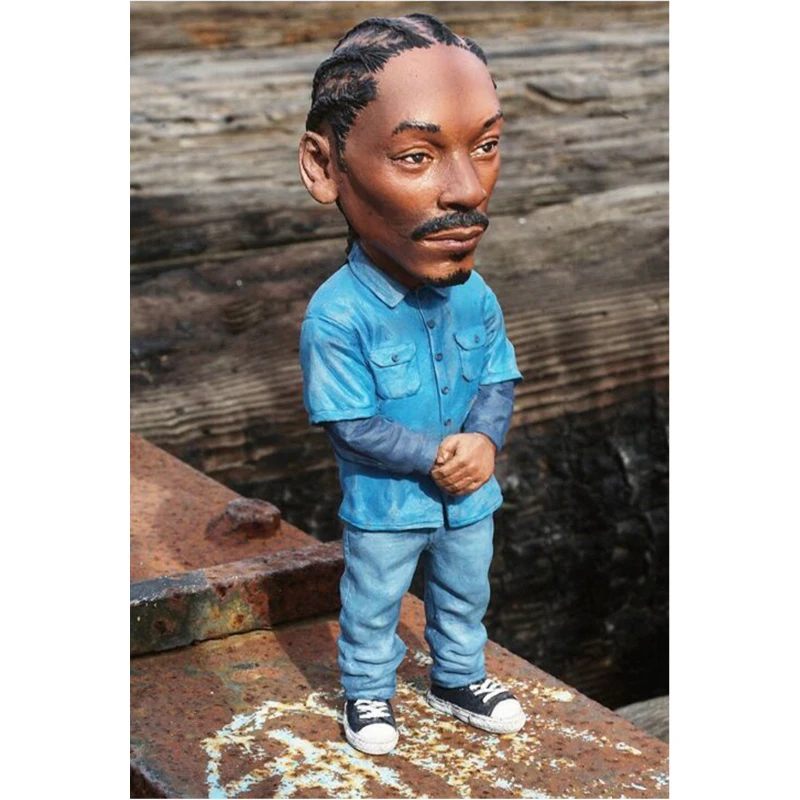 

Cool Hip Hop Guy Figurines Rapper Star Statue Ornaments Sculptures Tupac Figure Characters Living Room Decoration