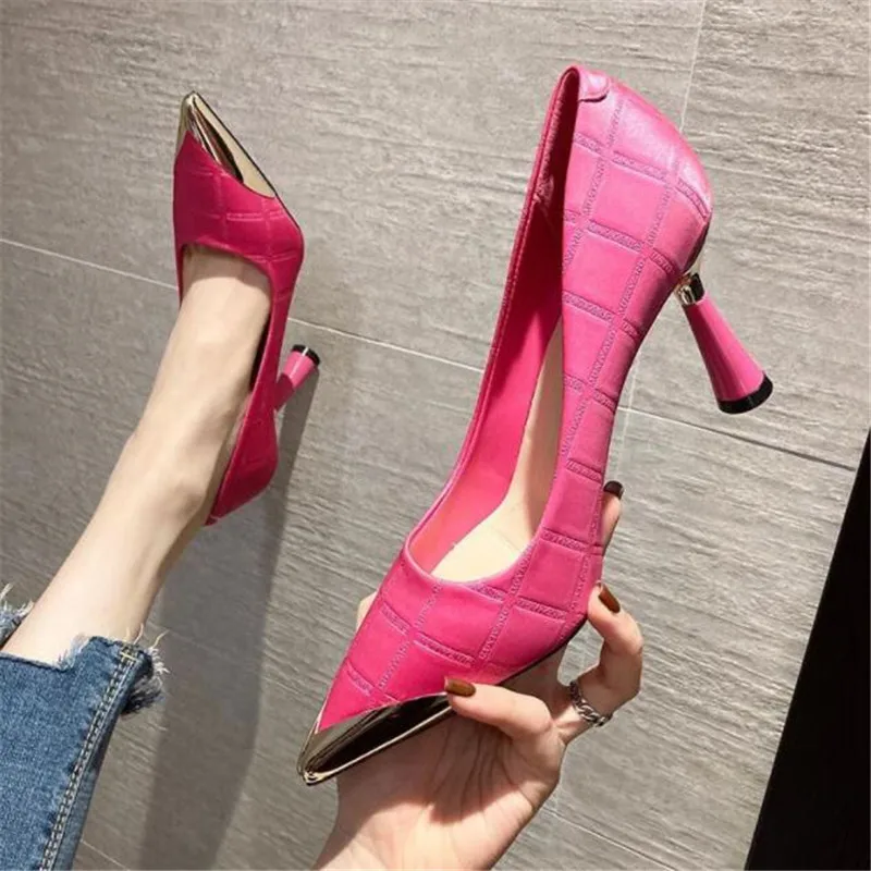 

2022 New Woman Pink Pumps Luxury Designer Metal Pointed Stiletto Shallow Mouth Single Shoes High Heels Women Green Party Shoes
