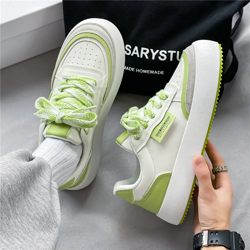 

Men's Breathable Casual Shoes Classic Fashion Small White Shoes Men's Skateboard Shoes Sneakers Comfortable Flat Shoes for Boys