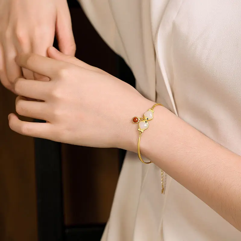 

Pisces Khotan Jade Vintage Bracelet For Women Natural Stones Bangles Luxury High Quality Aesthetic Free Shipping Cute