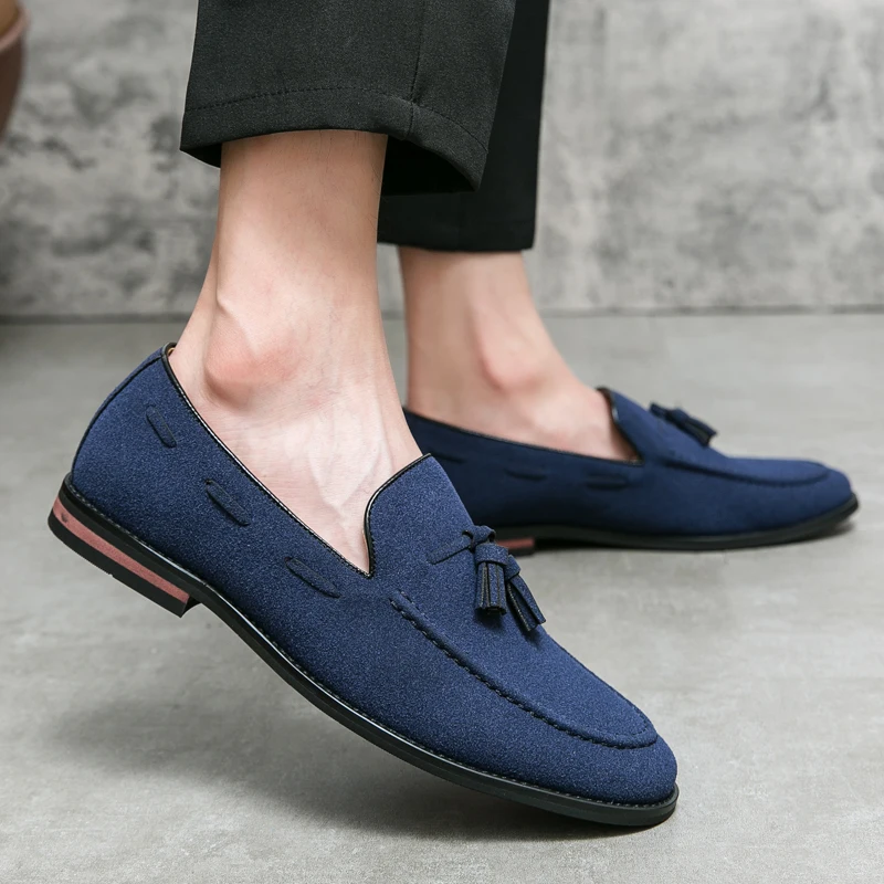 

2022 New Young Casual Men Shoes Slip-on Walking Shoe Men Fashion Tassel Loafers For Mens Plus Size Luxury Brand Men Shoes