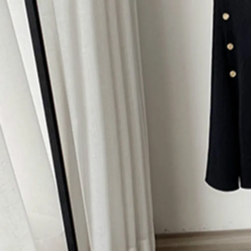 

Women Sleeveless Knit Midi Dresses O-neck Black Slim Temperament Split Side Buttons Decoration Knit Dress