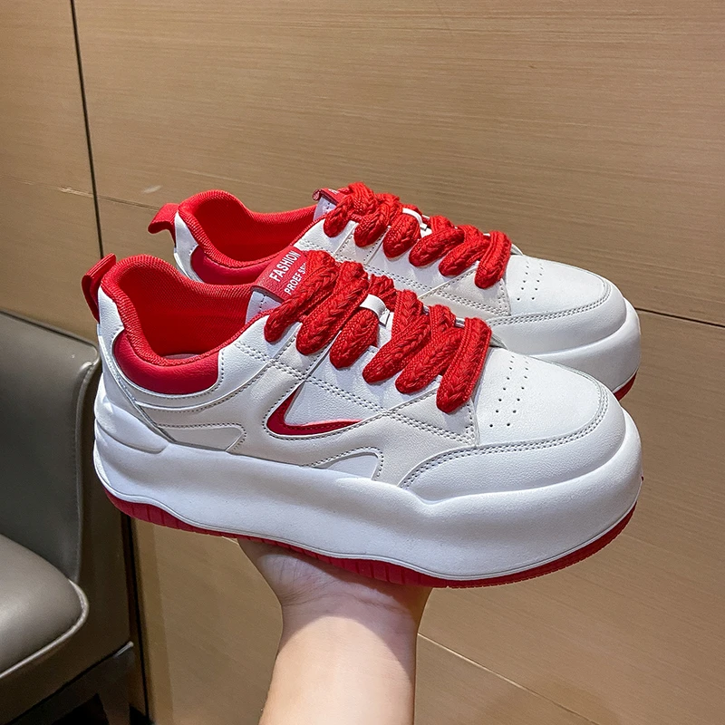 

Новинка Осень-зима 2022, маленькая белая обувь, Студенческая спортивная обувь, подходящая ко всему повседневная женская обувь с толстой внутр...