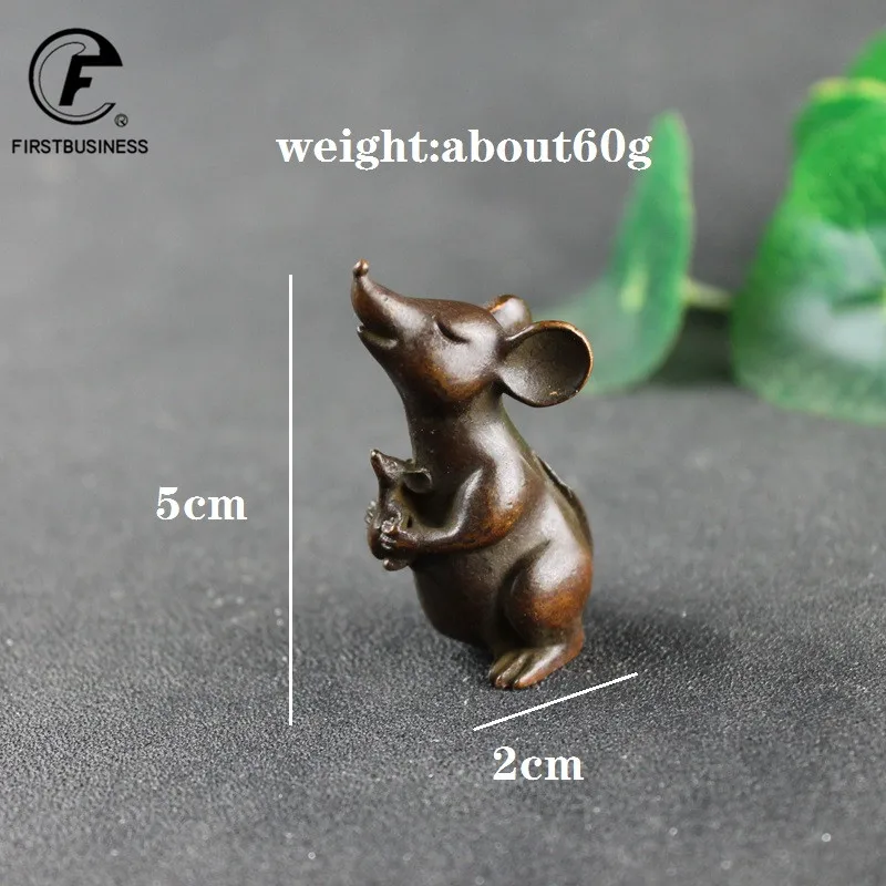 

Латунная статуэтка мышь