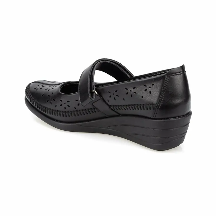

Women Shoes Flats Fashion Casual Polaris