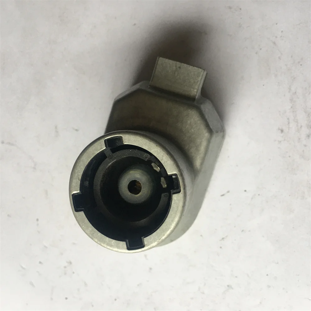 

Оригинальная 30655898 HID ксеноновая D2S розетка D2R налобный фонарь LAD5G установленная лампа для 89035113 S60 S80 XC70 XC90