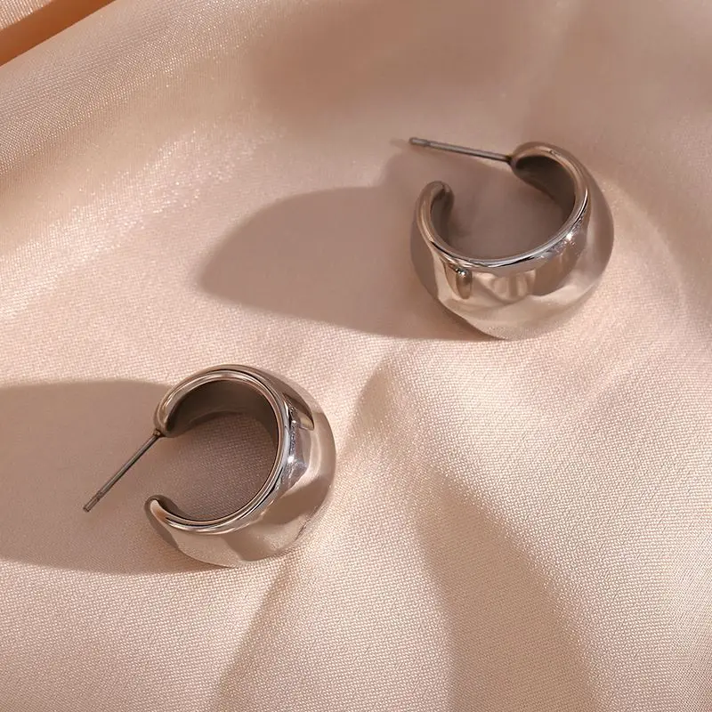 

2023 Autumn&Winter Collection Silver Color Stainless Steel Hoop Earrings For Female Waterproof Hypoallergenic 22mm Small Hoops