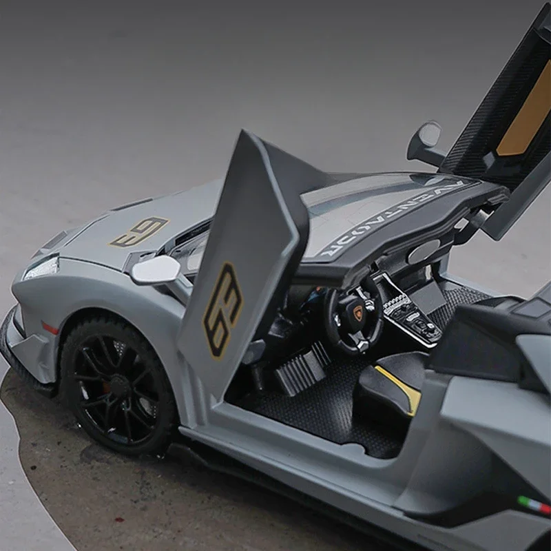 Lamborghini Aventador SVJ супер модель автомобиля литой под давлением масштаб 1/24 со звуком