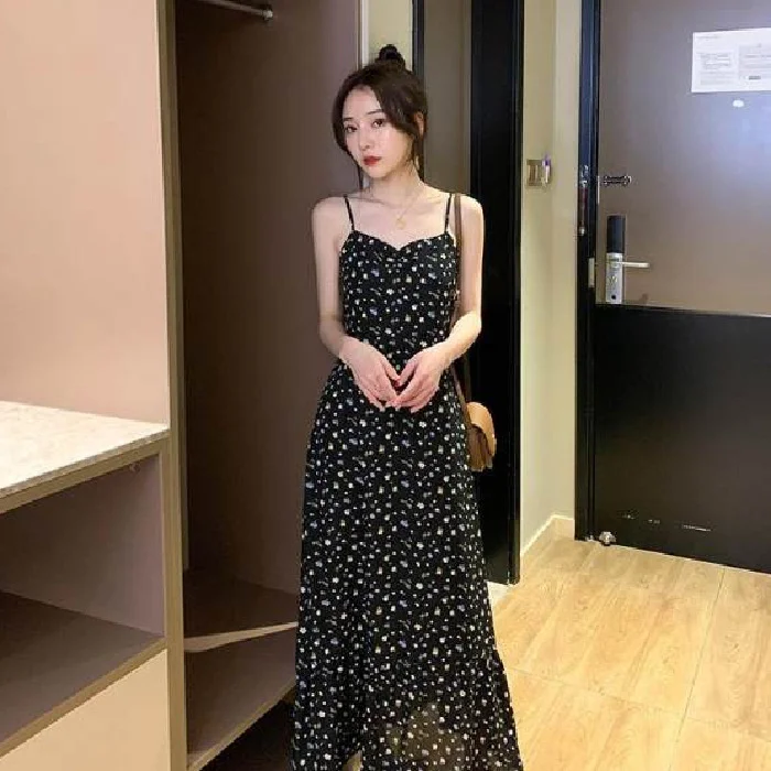 

Broken flower suspender V-neck dress women's summer new French temperament slim and vertical long skirt