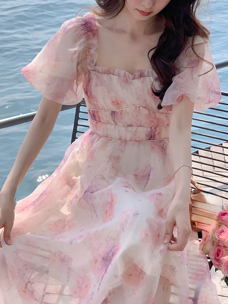 

2022 Summer Floral Midi Dress Elegant Woman Beach Party One Piece Dress Korean Style Short Sleeve French Vintage Dress Design