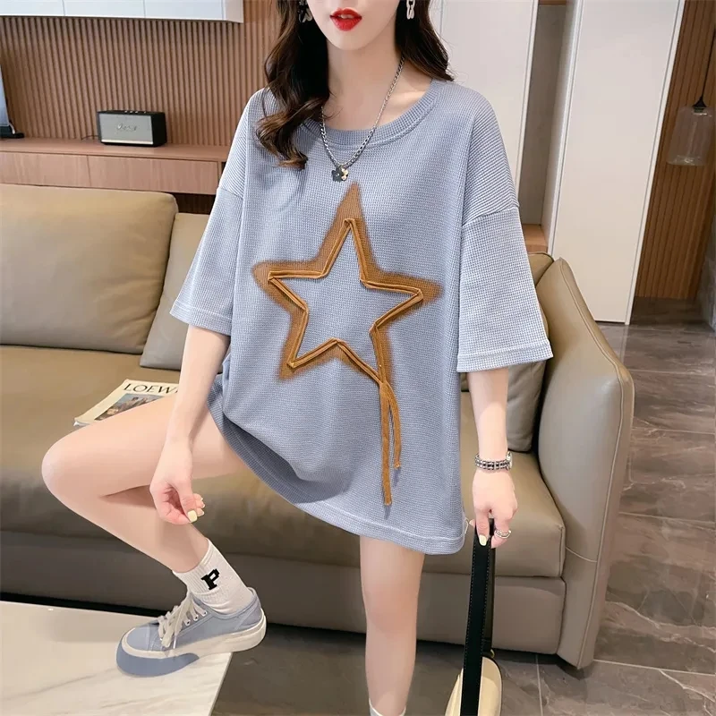 Женская футболка, Новинка лета 2023, модный Свободный Повседневный пуловер, топ, Женская универсальная длинная футболка с круглым вырезом и коротким рукавом с принтом