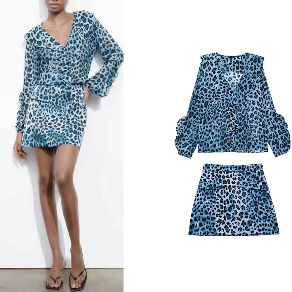 

PB&ZA Spring New Women's Fashion Set Stacked Trim Animal Print Top + Animal Print Satin Textured Mini Skirt 2810753030