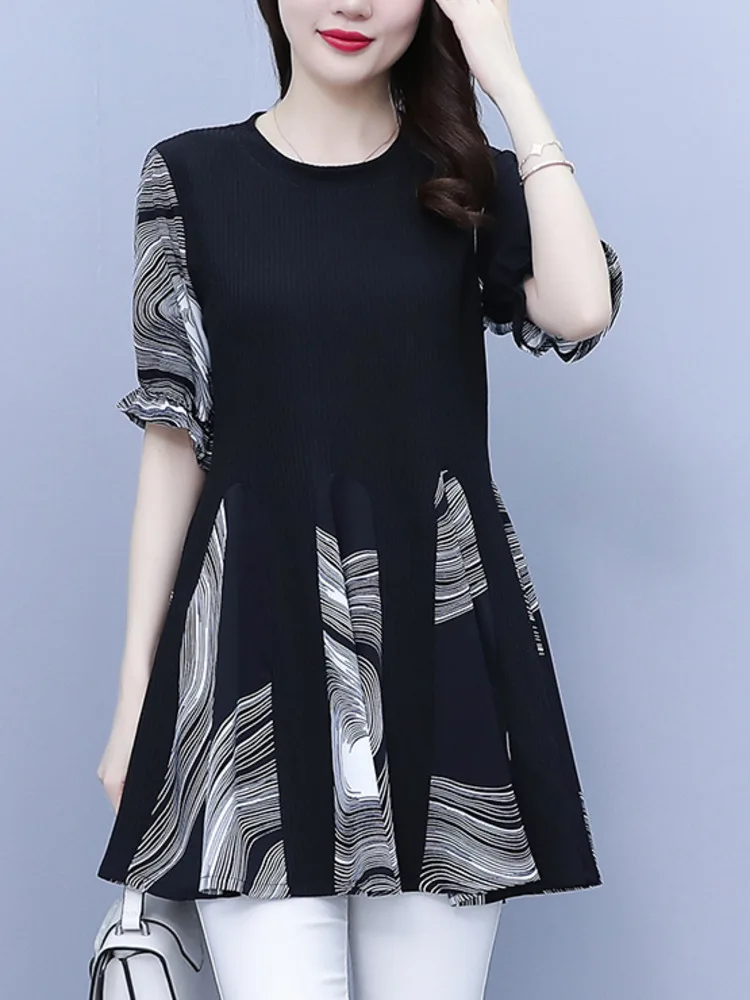 #2868 офисная Винтажная футболка женская с разрезом и принтом модная коротким