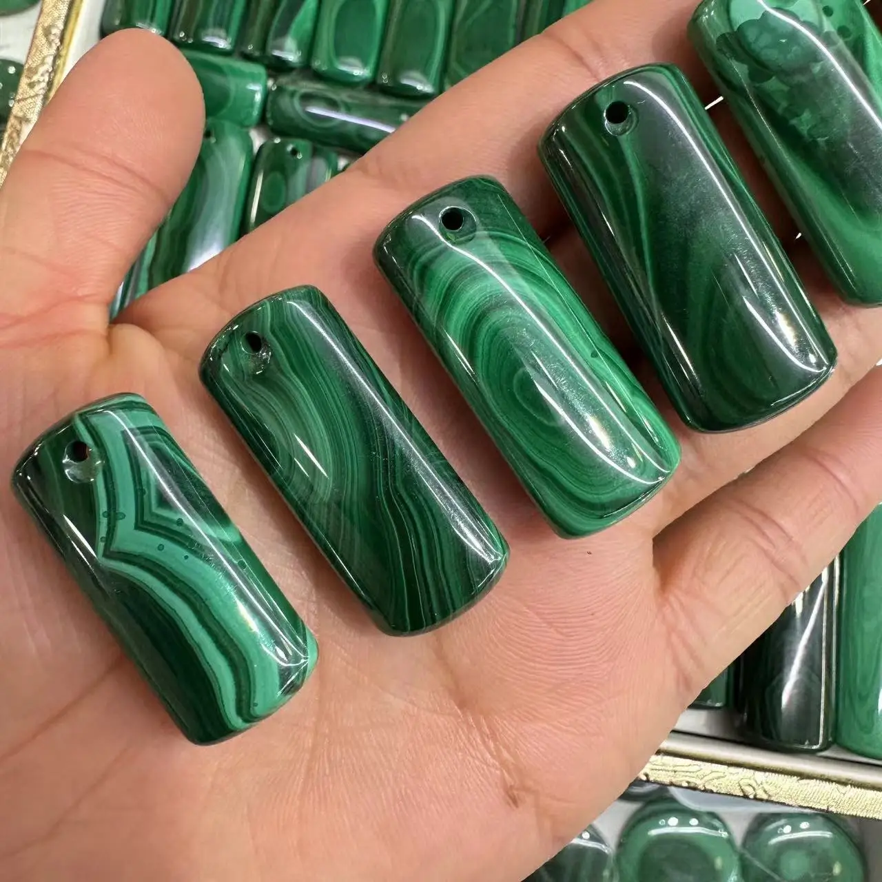 Ааанатальный кулон из Малахита Кристалл квадратной формы Исцеление Рейки